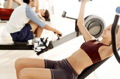 ���ֵֿ�˥�ϵľ��ѱ�